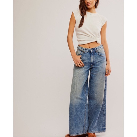 We the free Waterfall Baggy Jeans size 24 - Picture 4 of 16